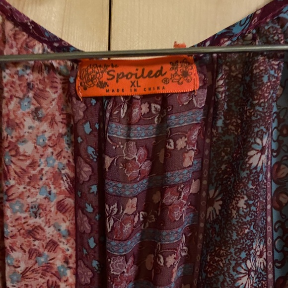 Spoiled XL Flowy Sheer Blouse - Picture 2 of 6